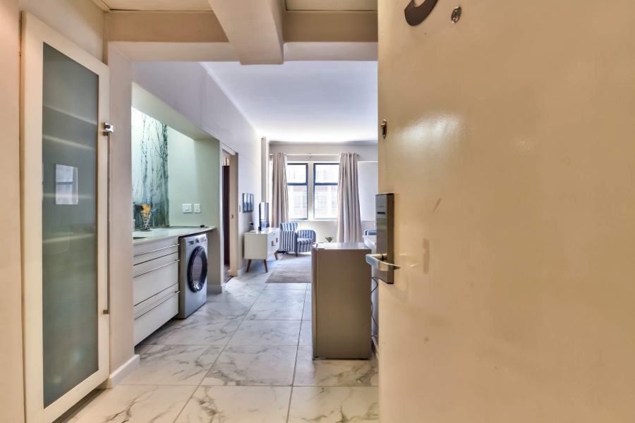 1 Bedroom Property for Sale in Cape Town City Centre Western Cape